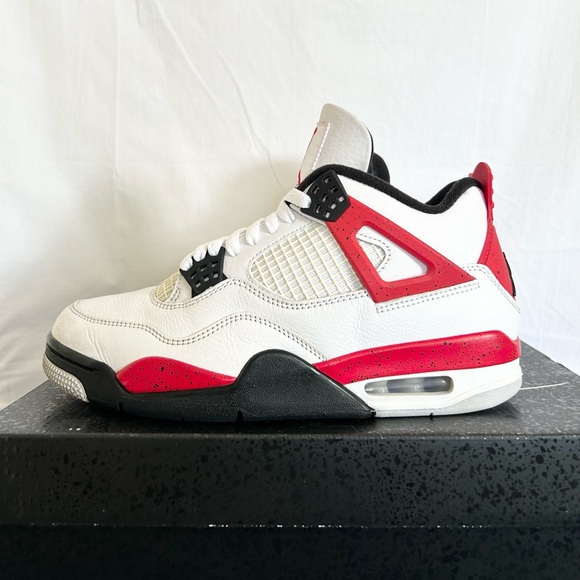 Jordan 4 Retro Red Cement size 8 DH6927-161 2023 PRE-OWNED with OG BOX - Picture 2 of 10